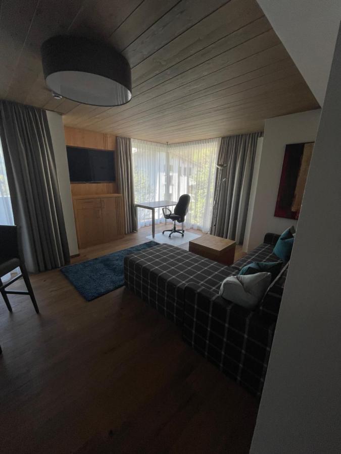 Haus Alt St. Anton Apartment Санкт Антон ам Арлберг Екстериор снимка